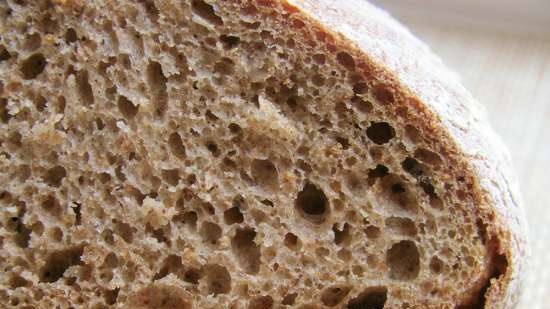 Bread with caraway seeds and coriander