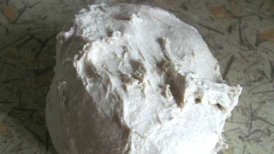 Bread with liquid yeast with lard and whey