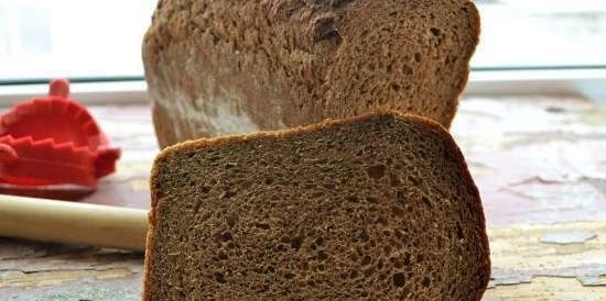 Sourdough wheat-rye bread with malt and anise