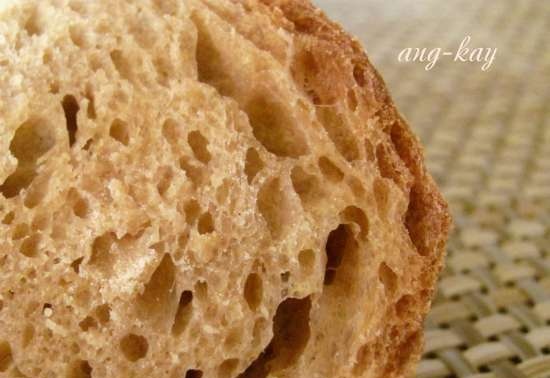 Pane di farina di prima scelta con melassa