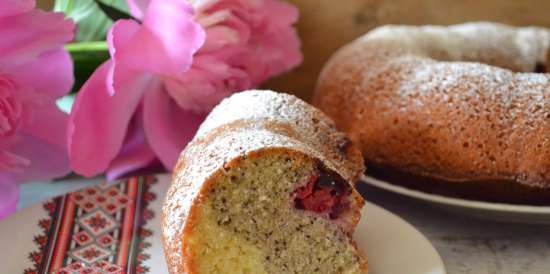 Cupcake with poppy seeds and cherries