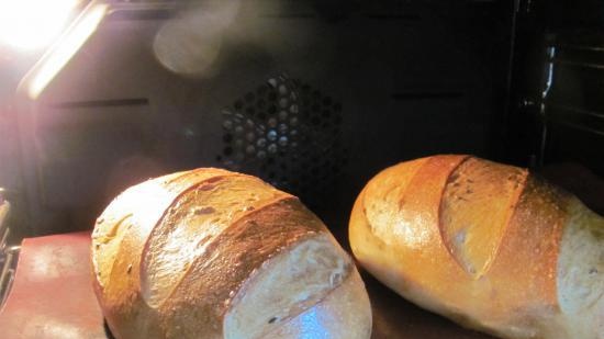 Pane lievitato con semolino e latticello