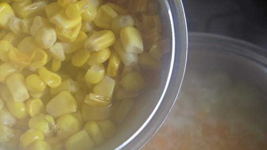 Zuppa di mais magro con polenta