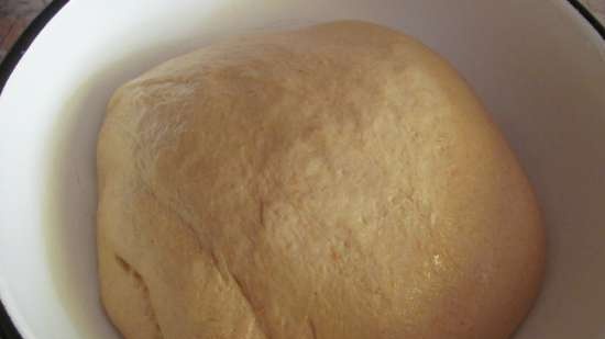 Pane con purea di carote e farina di zucca