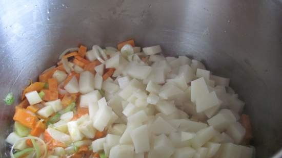 Sopa cremosa de verduras con espinacas