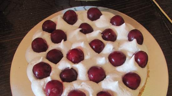 Torta di noci con ciliegie