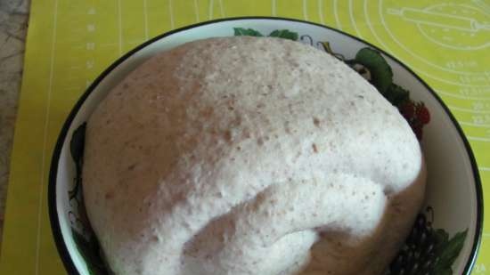 Sourdough na tinapay na may bran