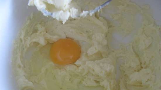 Pastel de alforfón con crema cuajada