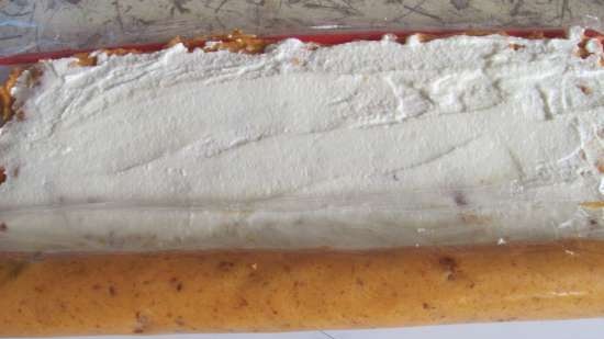 Apricot roll with cottage cheese