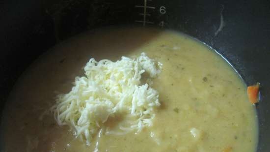 Mashed potato soup in a multicooker DEX-60