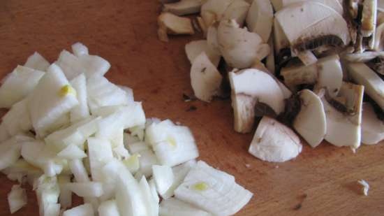 Tofu con salsa de champiñones (magro, vegetariano)