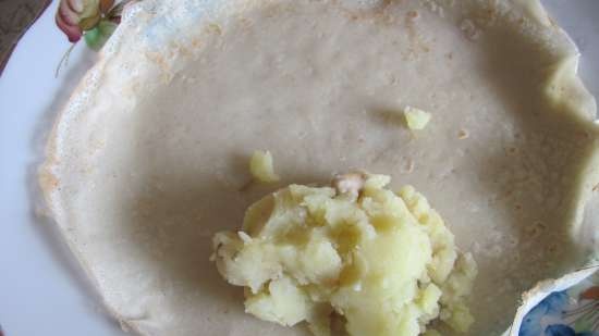 Frittelle magre al latte d'avena con patate e funghi