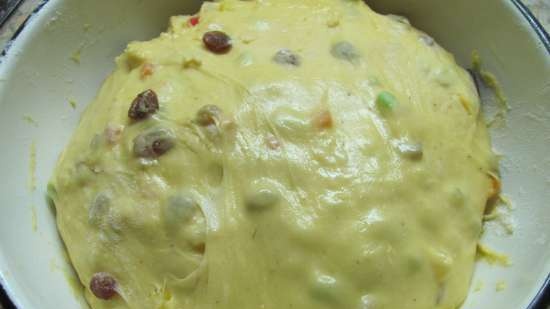 Panettone. Italyano Easter cake (kusina processor Bomann KM 398 CB)