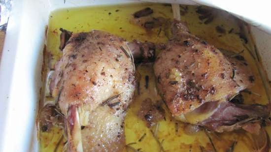 Confit de pato con manzanas y arándanos