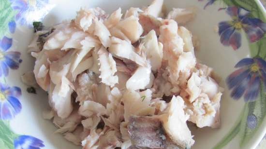 Okroshka con brodo di rabarbaro