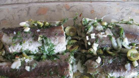 Fish with olives in the oven