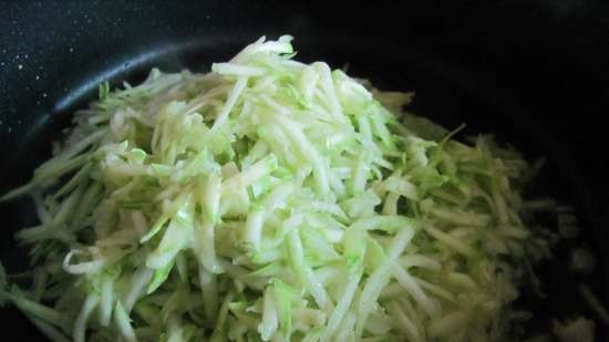 Pasta orzo con salsa de calabacín