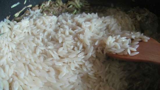 พาสต้า Orzo กับซอสบวบ