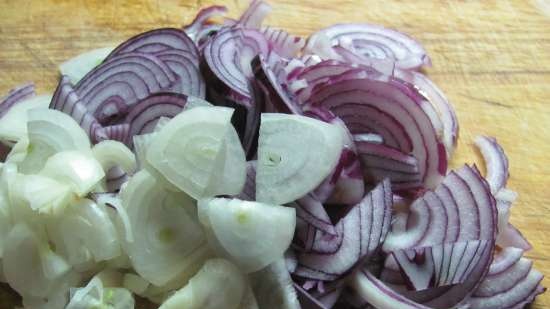 Cottage cheese muffins with onions