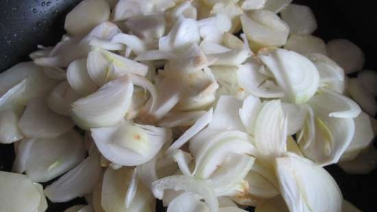 Potato casserole na may mga kabute at tofu (sandalan)