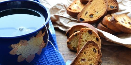 Crostini magri con uvetta