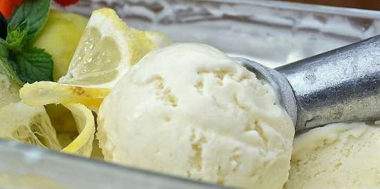 Helado de limón y lavanda