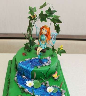 Mga cake na may mga engkanto batay sa cartoon Winx at iba pa