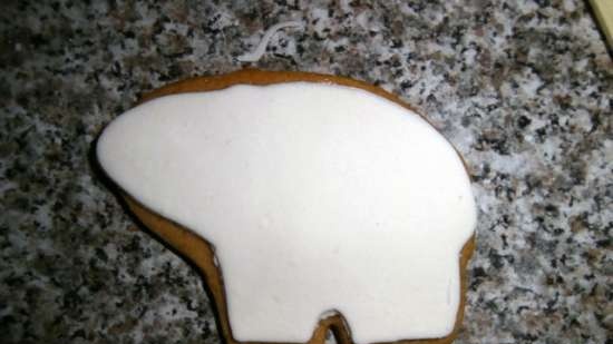 Decorating gingerbread and cookies with mastic (imitation of icing)