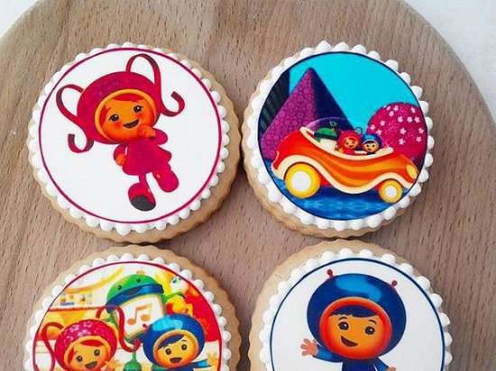 Decoramos galletas de jengibre, galletas