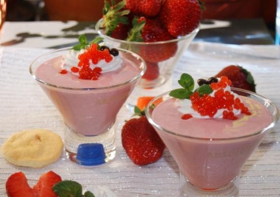 Desszert Strawberry Bisque