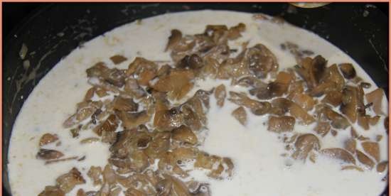 Julienne Mushroom trio under a puff lid