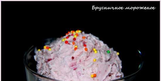 Lingonberry ice cream na may condens milk (Brand 3812 ice cream maker)