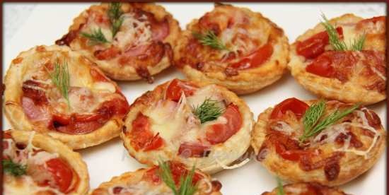 Pizzette con salsicce affumicate