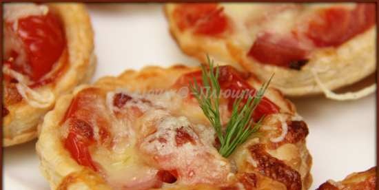 Pizzette con salsicce affumicate