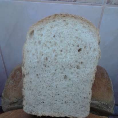 Pane di grano su pasta matura (autolievitazione)