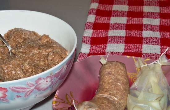 Weisswurst (białe kiełbasy bawarskie)