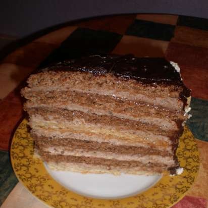 Torta con strati di vetro o Torta con 100 noci