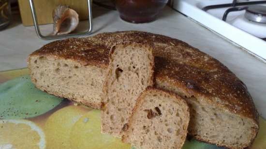 Roggebrood op kefir-zuurdesem door de methode van lange gisting