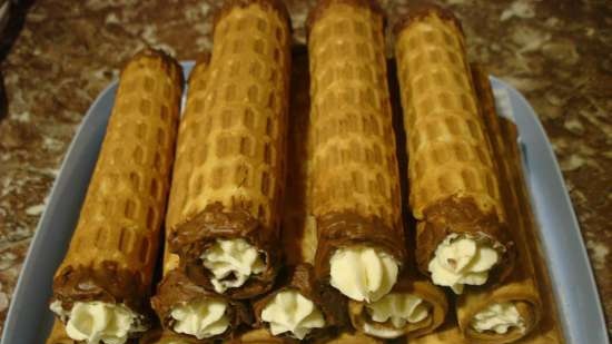 Rotoli di wafer con crema