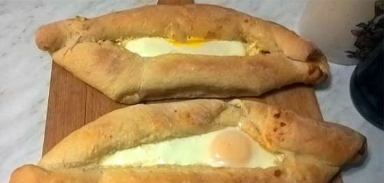 Barche Khachapuri o allegare latte artificiale