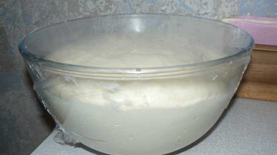 Kulich Tenderness on leaven without yeast