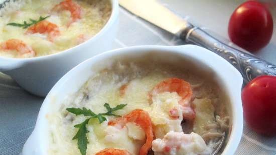 Shrimp julienne with mushrooms