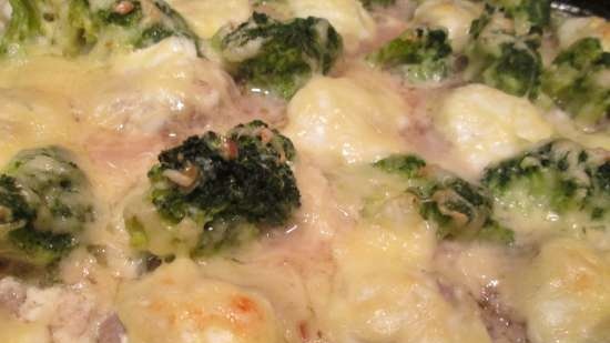 Casseruola di polpette con broccoli