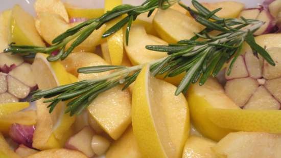 Quince baked with garlic and rosemary