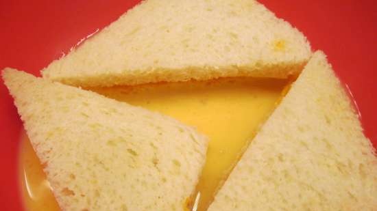 Panini con mozzarella per colazione