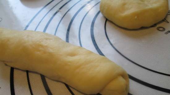 Orange buns with coconut