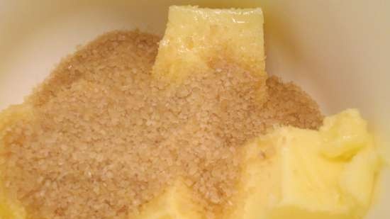 Crumble di nocciole e prugne