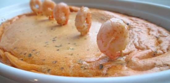 Sformato di pesce bianco e gamberi in salsa di pomodoro