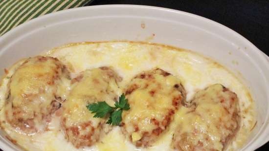 Mushroom cutlets baked in sauce