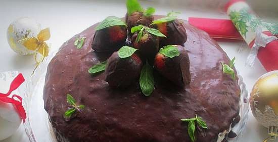 Chocolate cake with strawberries